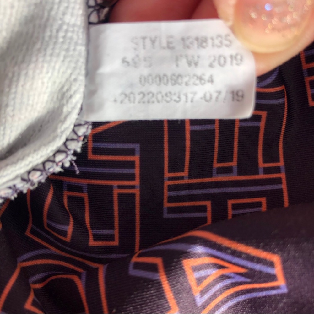 Under Armour athletic pants - Picture 3 of 5